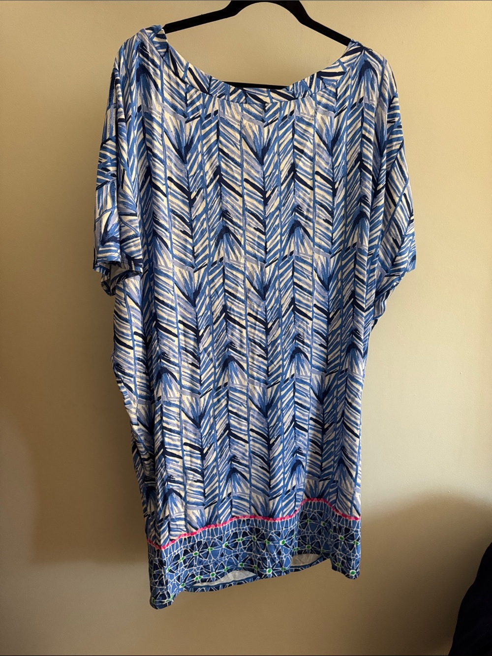 Lilly Pulitzer Blue and White Leaf-Print Tunic